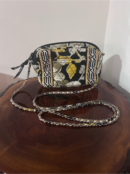 Vera Bradley Handbags - Vera Bradley Quilted Crossbody Bag in Black, Yellow, White